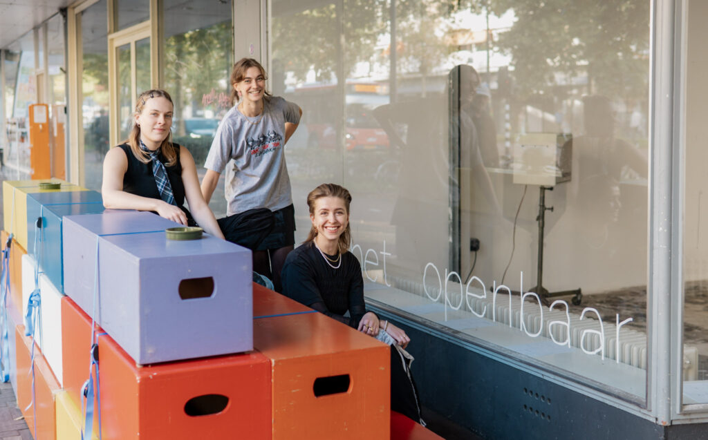 Claire bij Het Openbaar, creatieve broedplaats voor kunststudenten in Tilburg